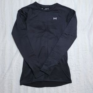 Like New Under Armour Cold Gear Fitted Long Sleeve Top Size XS
